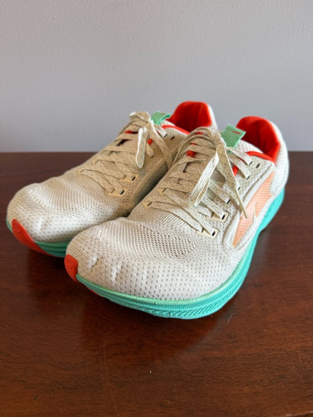Altra Escalante 3 Running Shoes Size 10 White Teal Red